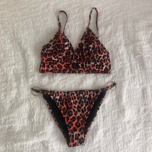 NWOT Topshop Leopard Gold Ring Bikini